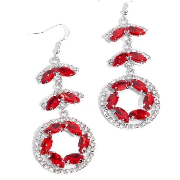 ❤️🔴❤️ “POLISHED PATTERN” RED EARRINGS ~ PAPARAZZI❗️🔴❤️🔴 STUNNING ELEGANCE❗️ - Picture 3 of 5